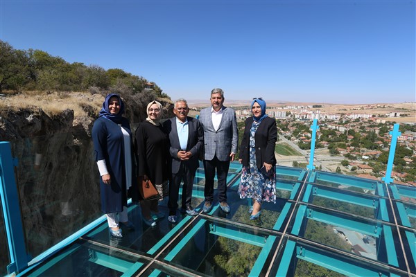 Başkan Büyükkılıç, ‘Kayabaşı Cam Seyir Terası’nı ziyaret etti
