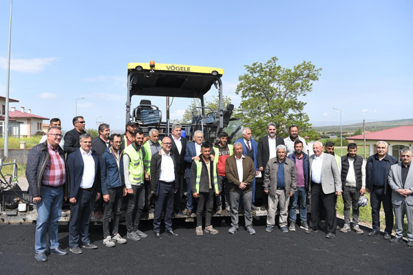 Başkan Büyükkılıç’tan Büyüktuzhisar ve Karakaya mahallelerine ziyaret