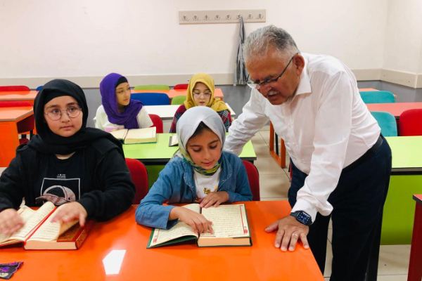 Başkan Büyükkılıç'tan KAYMEK Gençlik Merkezi'ne ziyaret