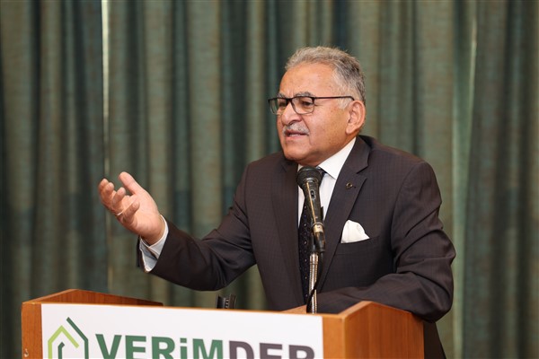 Başkan Büyükkılıç: “Yenilenebilir enerjiyi önemsiyoruz”