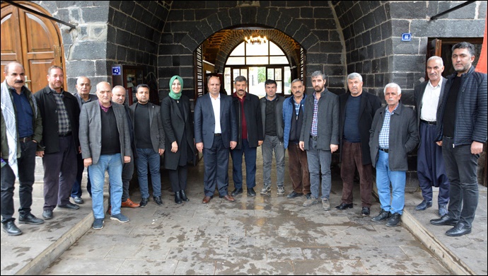 Başkan Çakmak merkez mahalle muhtarlarıyla bir araya geldi