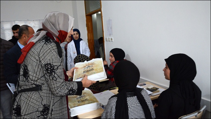 Başkan Çakmak üniversiteye hazırlanan öğrencilerle bir araya geldi