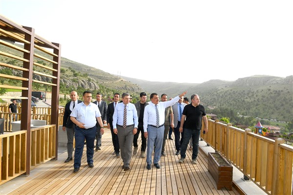 Başkan Gürkan ve Vali Şahin, Beydağı Tabiat Parkı'nda incelemelerde bulundu