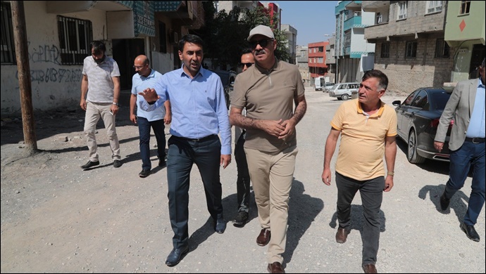 Başkan Kuş,15 Temmuz Mahallesi'nde incelemelerde bulundu