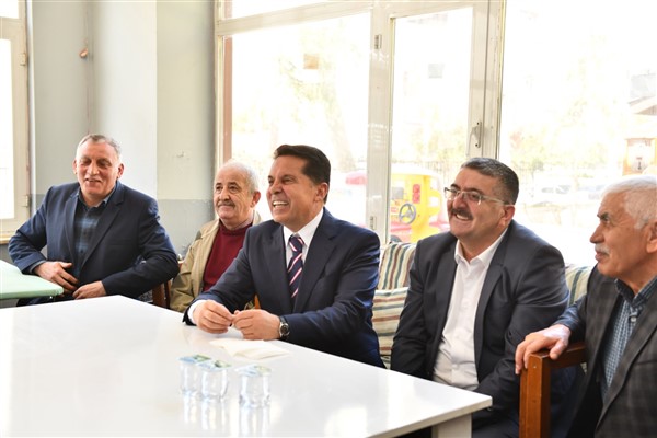 Başkan Özer, hemşehri dernekleriyle bayramlaştı