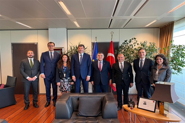 Başkan Soyer Brüksel’de temaslarda bulundu