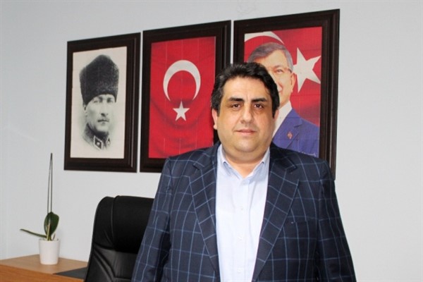 Başkan Vergili: “Ülkeyi yönetemeyenler gidecek, biz geleceğiz!”