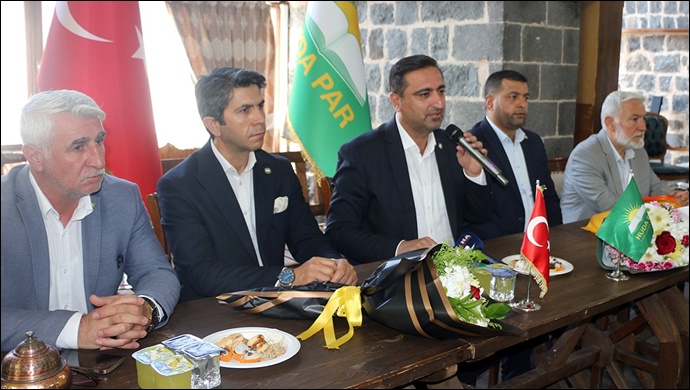 Batman Milletvekili Ramanlı Şanlıurfa'da temaslarda bulundu