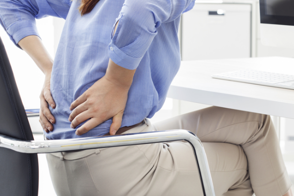 Bel fıtığı zamanında tedavi edilmezse kalıcı olabilir