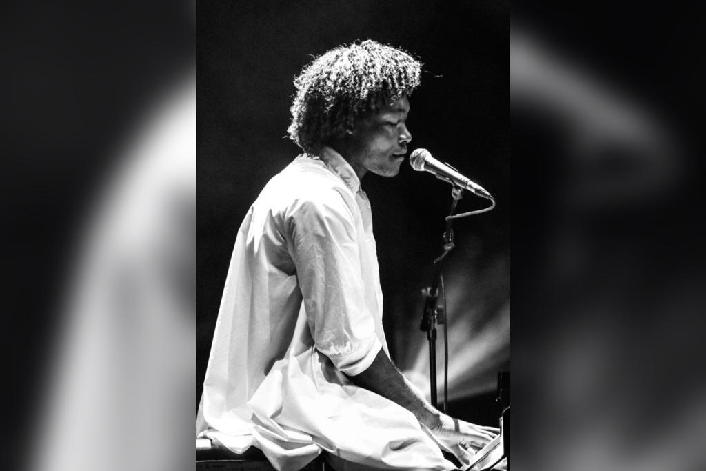 Benjamin Clementine konserinde Türk müzisyen sürprizi