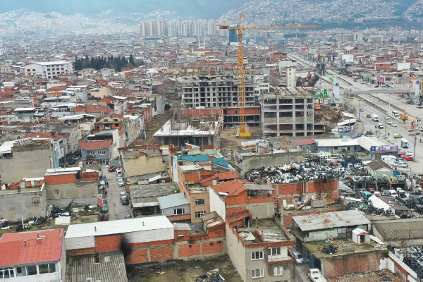 Beşyol’a değer katacak yıkımlar sürüyor