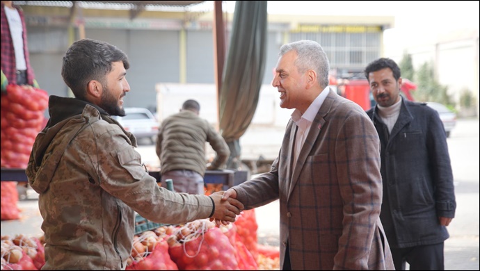 Beyazgül,Kentte sıkılmadık el bırakmıyor