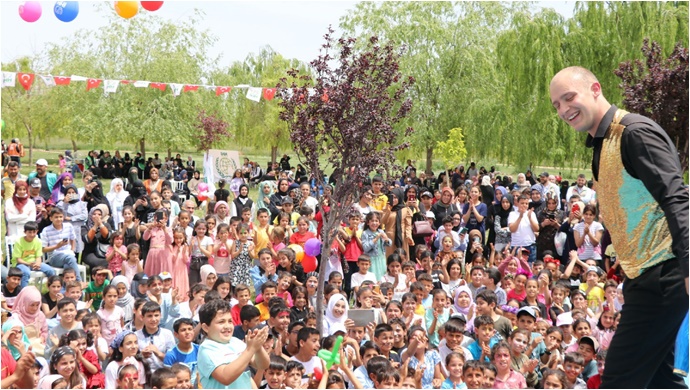 Beyazgül,Yetimleri yalnız bırakmadı-(VİDEO)