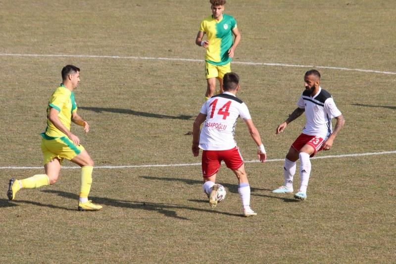 Biri şampiyonluğa biri ligde kalmaya: Bu maça yürek dayanmaz