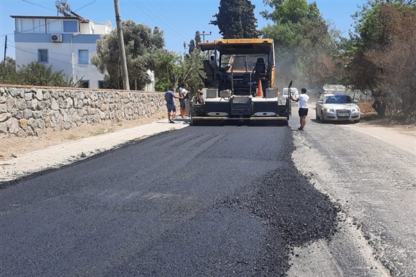 Bodrum Turgutreis’te sıcak asfalt çalışması başladı