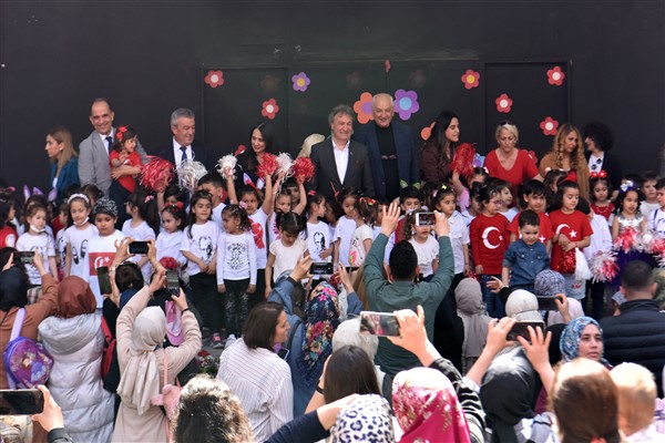 Bornova’da  23 Nisan coşkusu