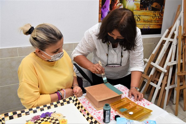 Bornova’da yüz yüze kurslar başladı