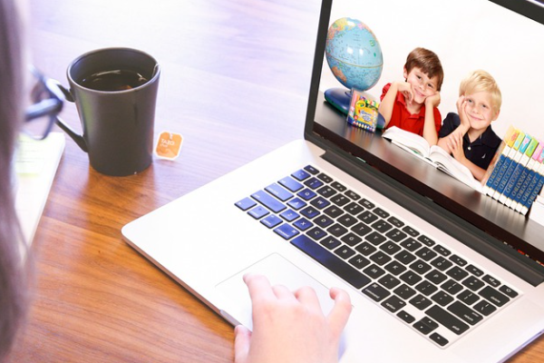 Borusan Teknoloji Okulu gençlere eğitimde fırsat eşitliği sağlamayı hedefliyor