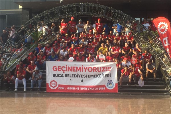 Buca Belediyesi'ndeki işçiler grevde