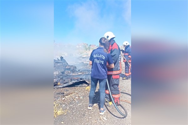 Büyükşehir Belediyesi İtfaiye Daire Başkanlığı eğitimlerine devam ediyor