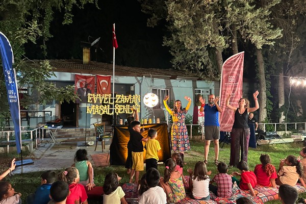 Büyükşehir Belediyesi'nin “Evvel Zaman Masal Şenliği” Hatay'da gerçekleştirildi