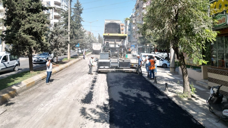 Büyükşehir 'den asfalt çalışması