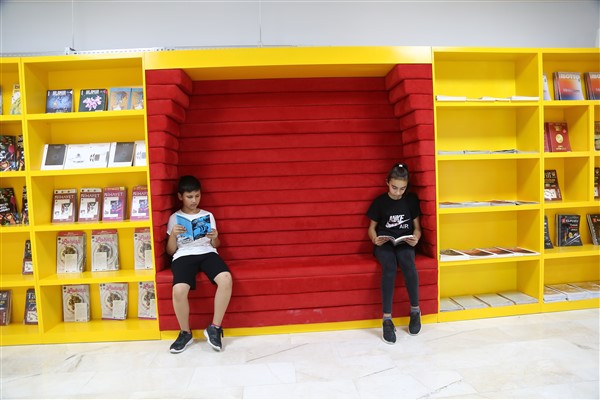 Büyükşehir'in 9. kütüphanesini 35 günde 53 bin kişi ziyaret etti