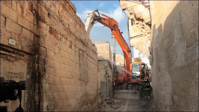 Büyükşehir, Kızılkoyun’da 2. Etap Yıkım Çalışmalarına Başladı-(VİDEO)