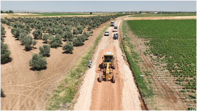 Büyükşehir’den Suruç İlgili – Gölen Kırsalında Asfalt Öncesi Hazırlık