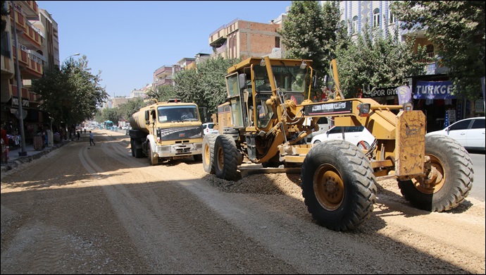 Büyükşehir'den Yol Genişletme ve Asfaltlama Çalışması-(VİDEO)