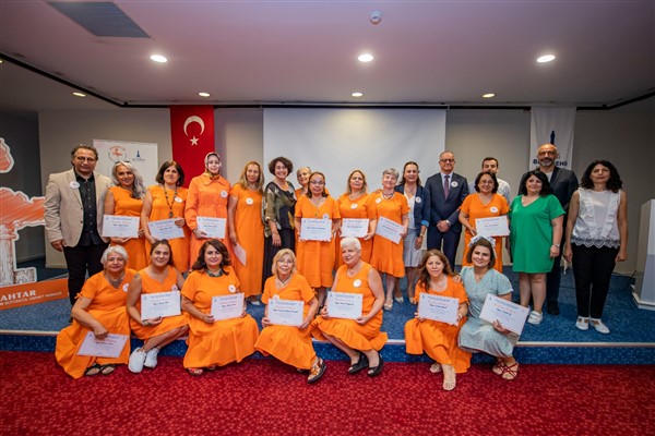 Büyükşehirin kadın tiyatro topluluğu çalışmaları devam ediyor