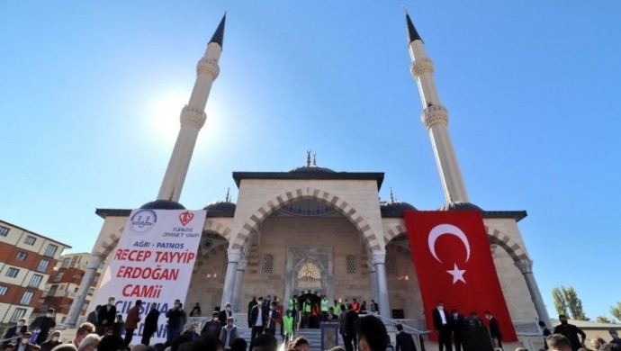 Camiye Erdoğan’ın adı verildi