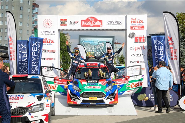 Castrol Ford Team Türkiye, Eskişehir Rallisi’nde yeni başarılara imza attı