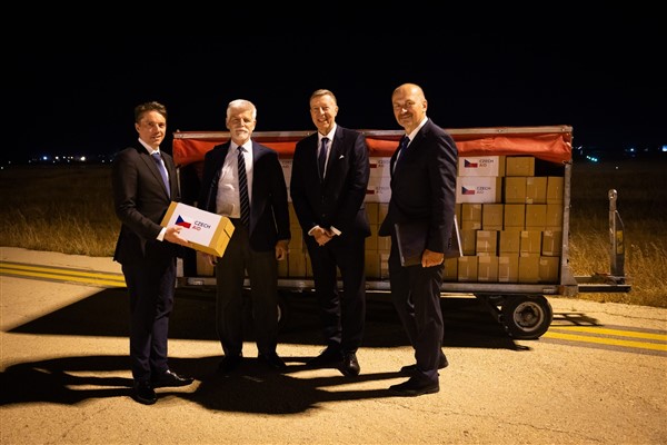 Çekya, Gazze'ye bir tondan fazla insani yardım gönderdi