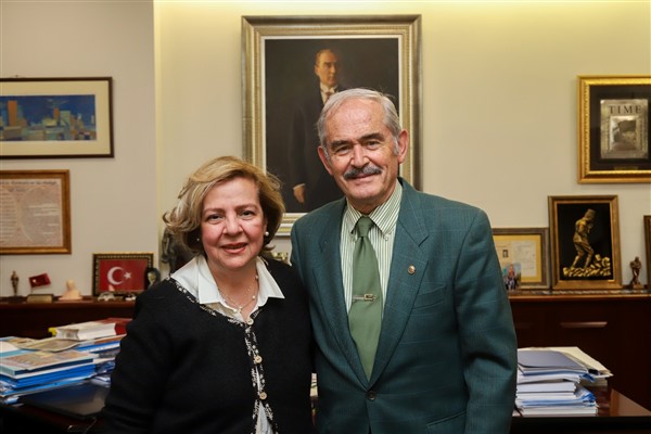 Çevik’ten Büyükerşen’e ziyaret     