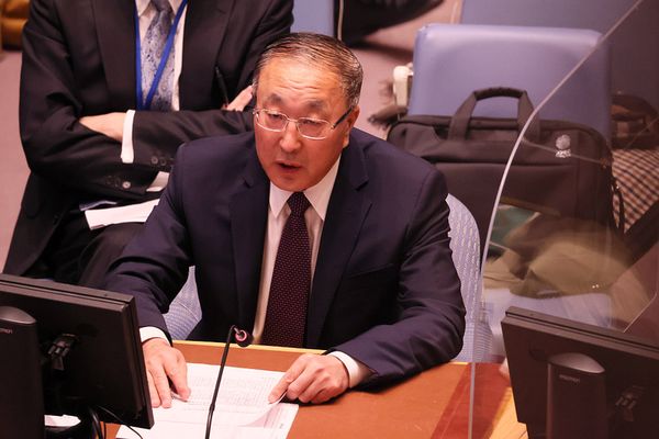 Çin, büyük ölçekli insani krizi önleme çağrısında bulundu