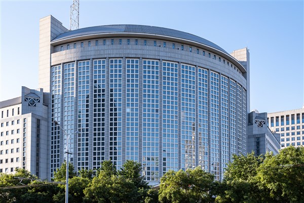 Çin'den gerilimi azaltma çağrısı