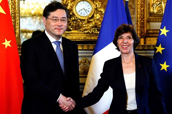 Çin Dışişleri Bakanı Qin Gang, Fransız mevkidaşıyla bir araya geldi