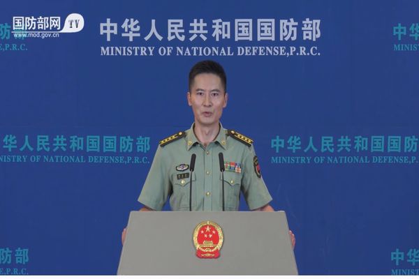 “Çin’in silah donanımları geliştirmesi hiçbir ülkeyi hedef almıyor”