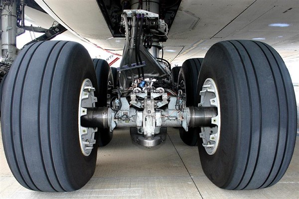 Çinli araştırmacılar, yerli uçak lastiği üretimi için biyonik kauçuk üretti