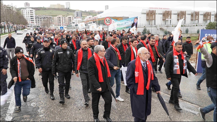 Cumhurbaşkanı Erdoğan'a Karaköprü'de Coşkulu Karşılama-(VİDEO)