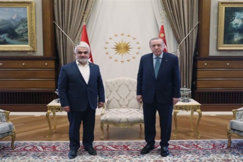 Cumhurbaşkanı Erdoğan, HÜDA PAR Genel Başkanı Yapıcıoğlu'nu kabul etti