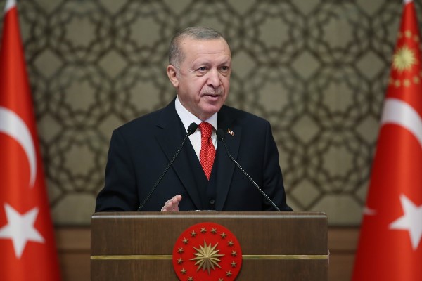 Cumhurbaşkanı Erdoğan BAE ziyareti öncesi basın toplantısı düzenliyor