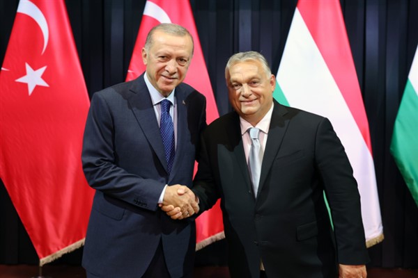 Cumhurbaşkanı Erdoğan, Macaristan Başbakanı Orban ile bir araya geldi