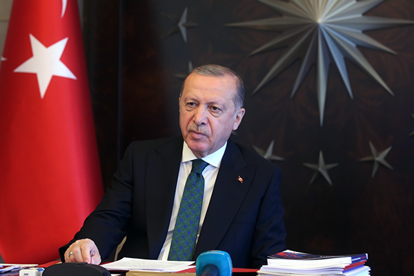 Cumhurbaşkanı Erdoğan, şair ve yazar Mevlana İdris Zengin'i andı