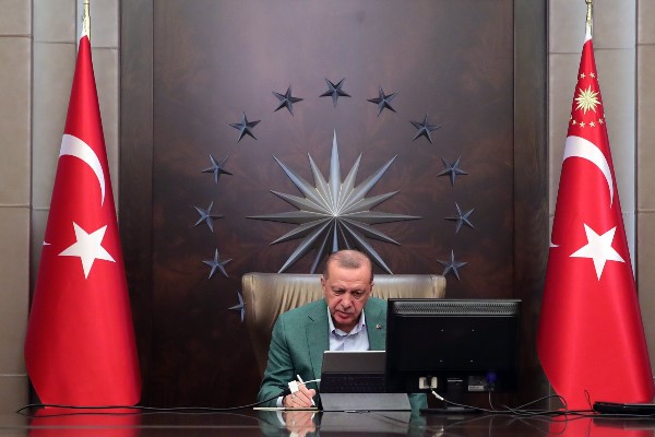 Cumhurbaşkanı Erdoğan, Türkmenistan Devlet Başkanı Berdimuhammedov ile görüştü
