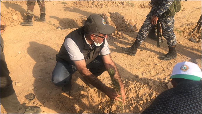 Cumhuriyet Bayramı'nda Talabyad'da Fidan dikimi