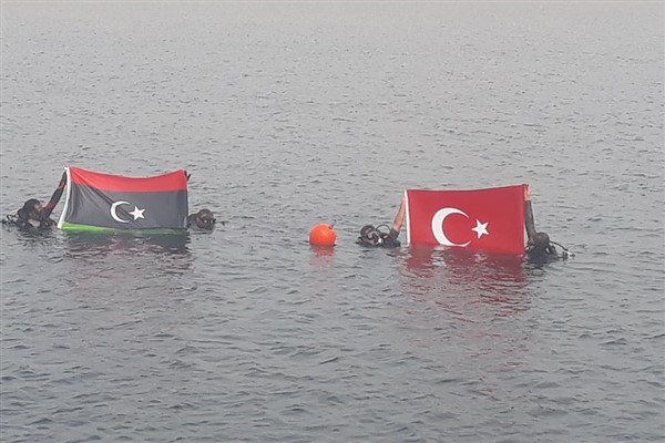 Cumhuriyetin 100’üncü yıl dönümü dolayısıyla Libya'da dalış yapıldı 