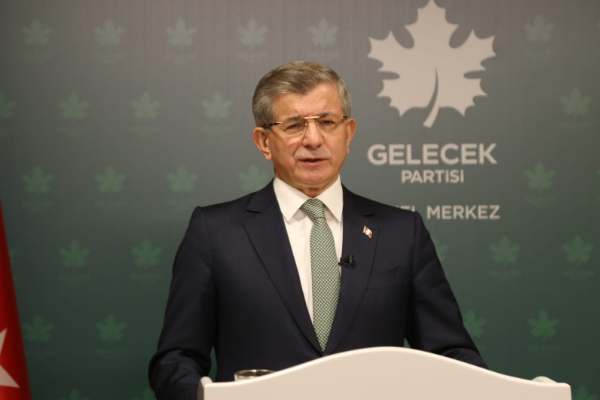 Davutoğlu, Rauf Denktaş'ı andı