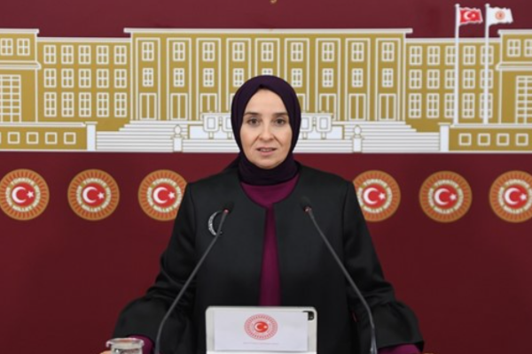 DEVA Partili Esen: ''Oy vermezsek başımıza gelmeyen kalmaz, korkusu çekmeyin''